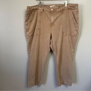 Kut from the Kloth women’s 24W Amy Crop Straight Leg Tan/Khaki Cropped Jeans